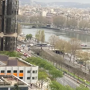 seine-spacious-flat-8min-walk-to-eiffel-tower-ac.fr-paris.fr/